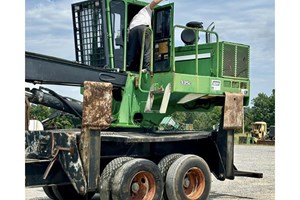 John Deere 335C  Log Loader